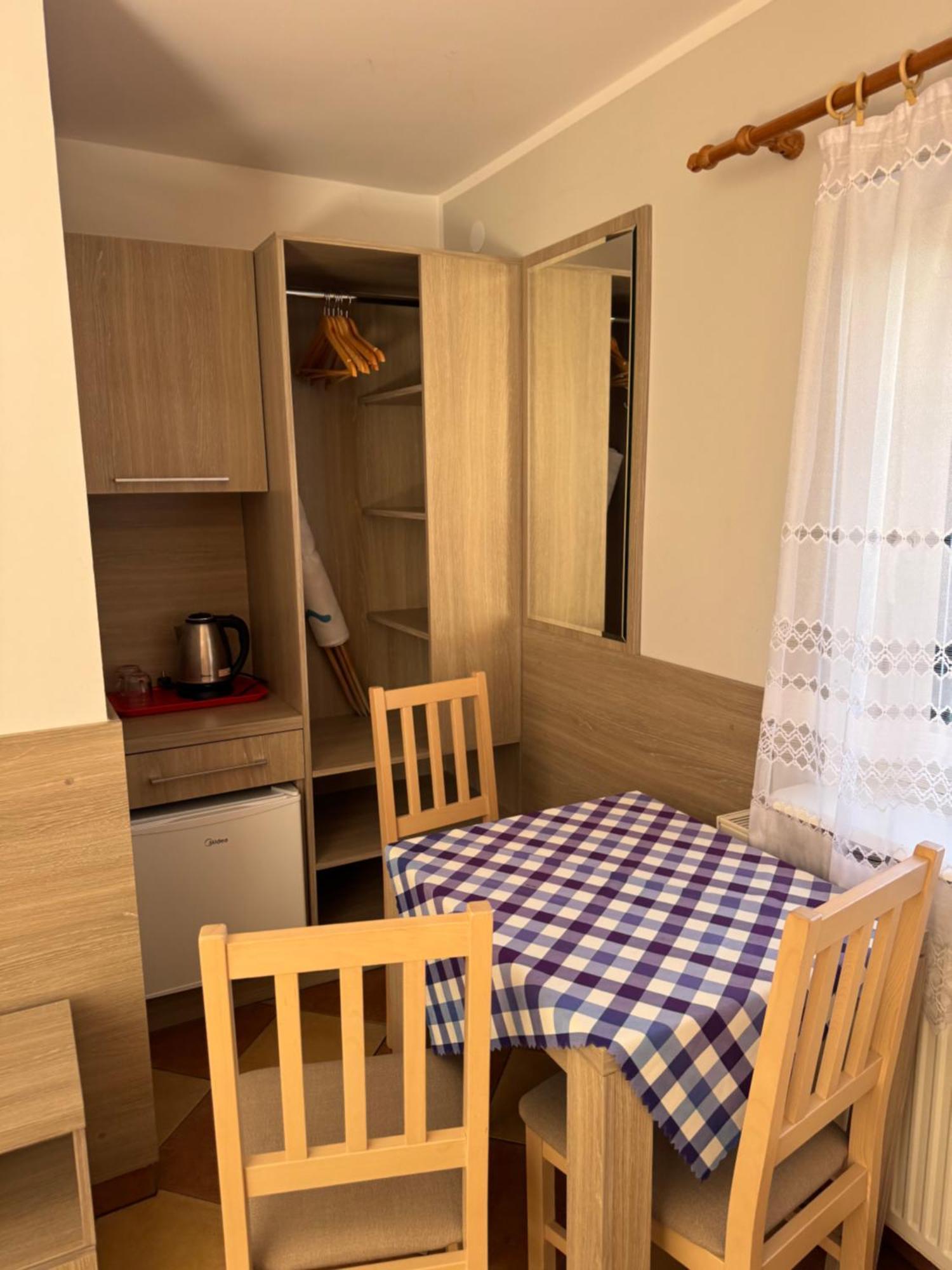 Pokoje Goscinne Przemyk Rewa Dış mekan fotoğraf